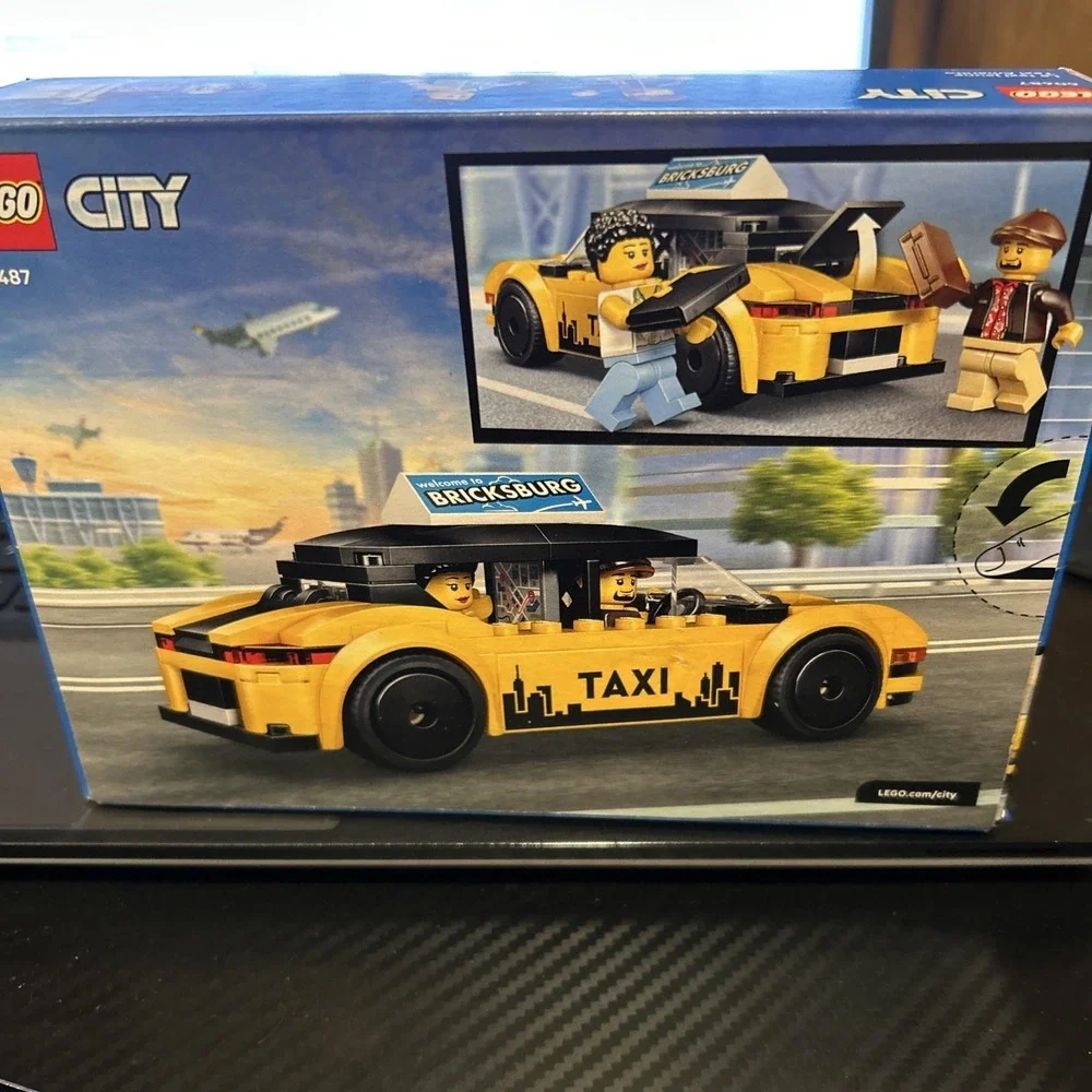 LEGO‎ City Yellow Taxi Car Building Toy for Kids - Pretend Play Set Multicolor
